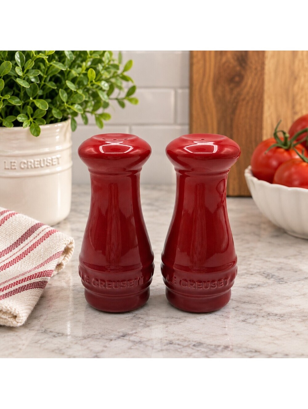 Le Creuset Cerise Red Stoneware Salt & Pepper Shakers 5" Discontinued Style